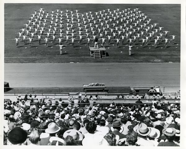 Physical Education Demonstration by Pomona College Cadets at Coliseum during UCLA and Cal Tech meteorology class graduation ceremonies, September 1943