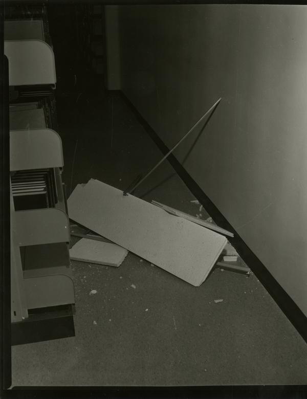 Damage from the earthquake, 1971