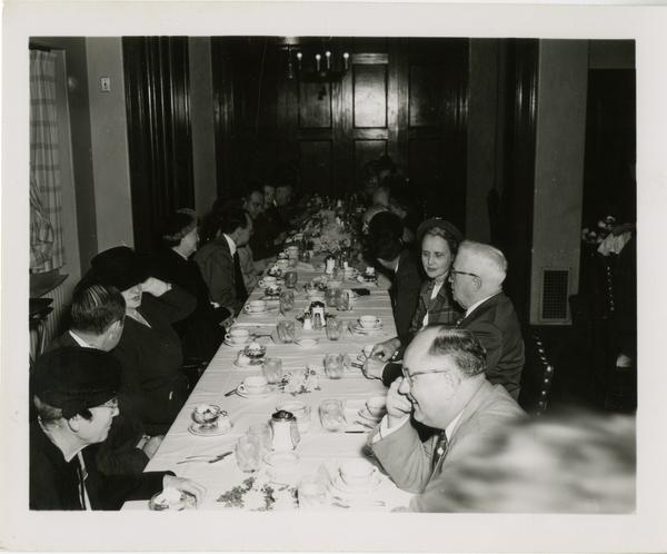 Looking down the table at the Friends of the UCLA Library banquet, November 1951