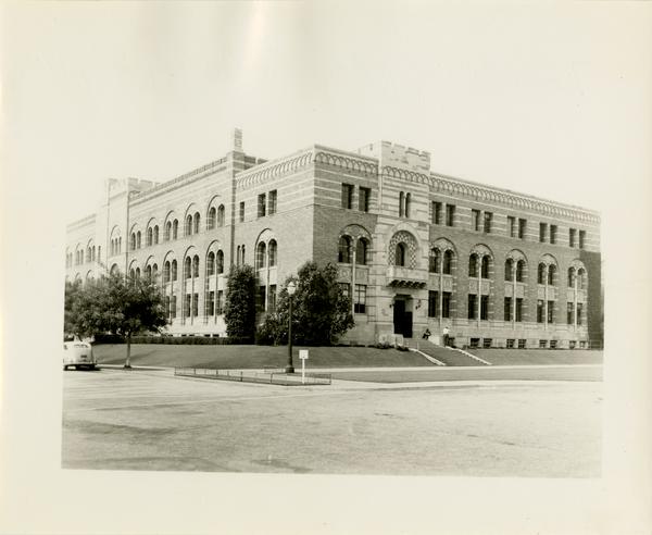 View of North Wing of Kinsey Hall, ca. 1942