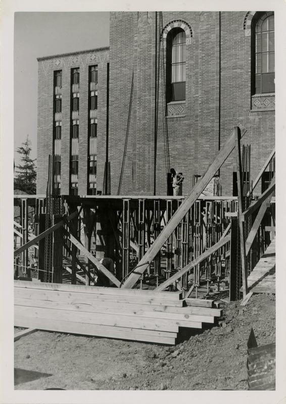 Construction of the foundation for the Powell Library extension stacks