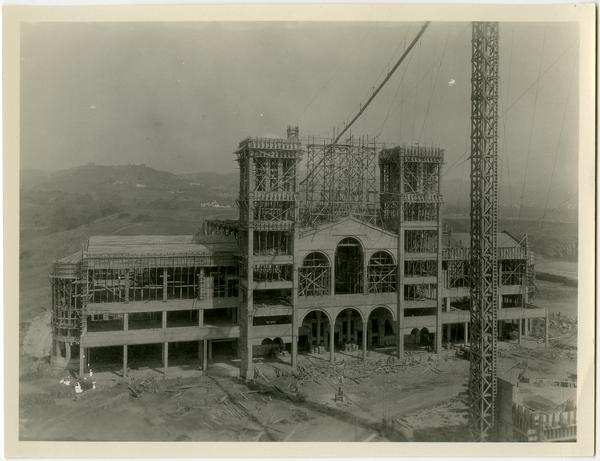 Royce Hall under construction
