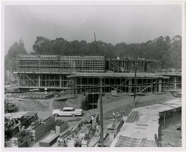 Construction workers at work on the building of the University Research Library