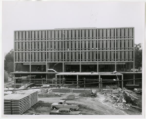 Frontal view of the University Research Library under construction