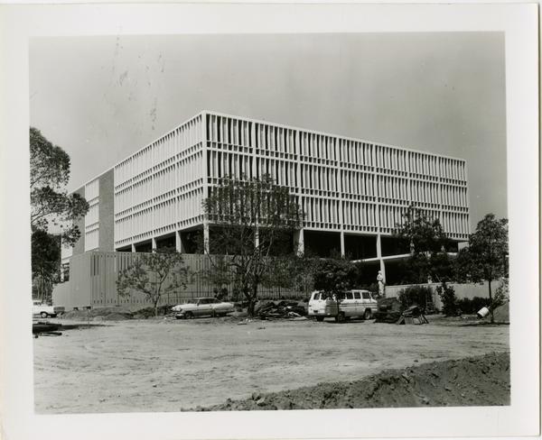 Exterior of the finished University Research Library
