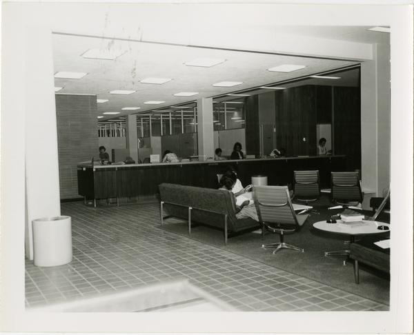 Students in the study lounge in the University Research Library