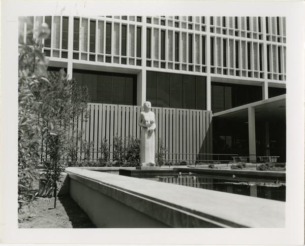 The pool to the left of the entrance of the University Research Library