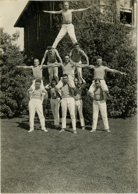 Vermont Ave campus gymnastics team posing in formation