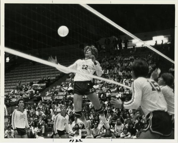 UCLA quick hitter, Dave Mockalski mid-jump during volleyball game