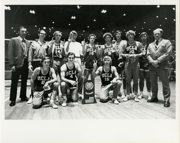 Portrait of 1971 NCAA championship volleyball team