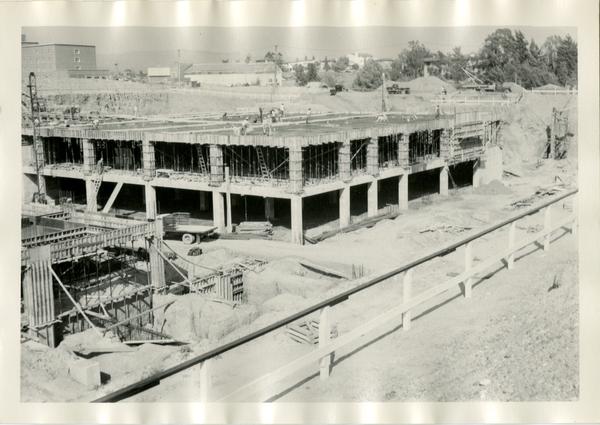 Construction of part of the UCLA medical center, c. 1951