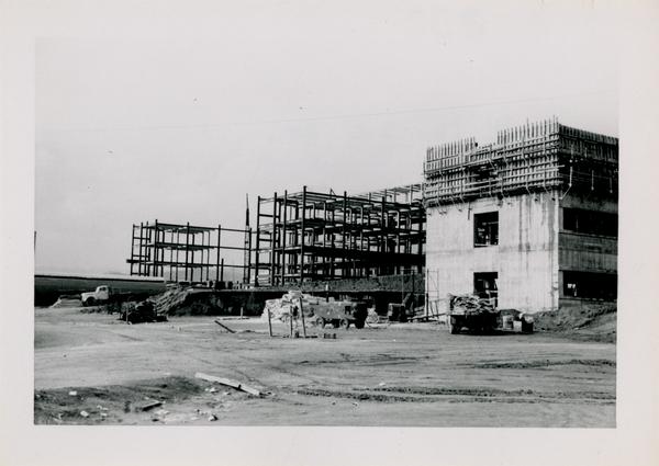 Looking west from southeast corner at UCLA Medical Center during construction, November 30, 1952