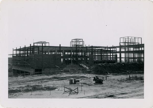 Looking south at UCLA Medical Center during construction, November 8, 1952