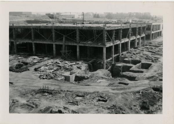 Looking northeast at UCLA Medical Center during construction, May 4, 1952