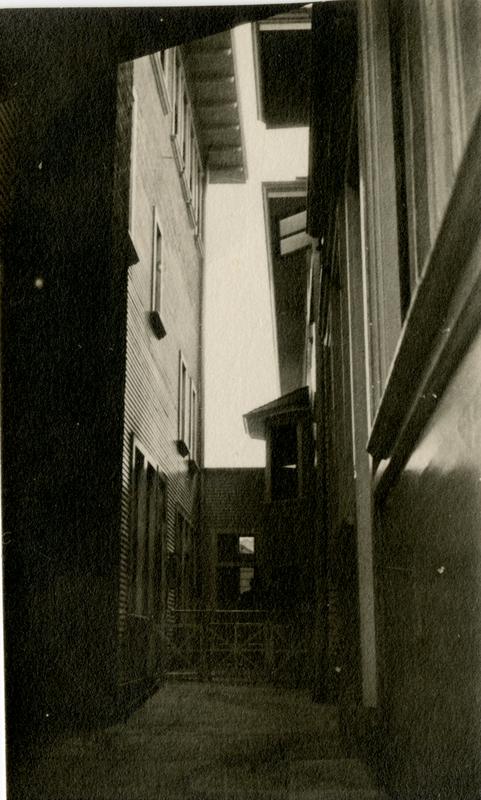 Alley behind the College of Medicine, downtown Los Angeles, c. 1910
