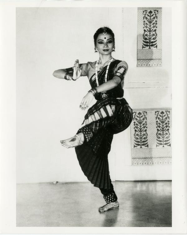 Malavika Sarukkai holding a dance position