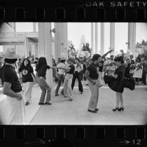 "Zoot Suit" cast members dance in the Mark Taper Forum, Los Angeles (Calif.)