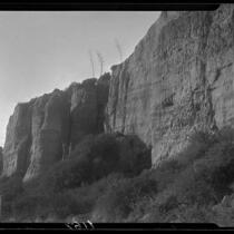 Palisades Park cliff and agaves, Santa Monica, 1929