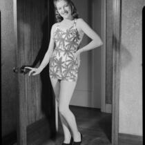 Betty Hanna in bathing suit, 1941