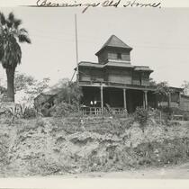 Exterior view of the Old Bannings home