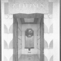 A.J. Franks Mausoleum, Chicago, crypt