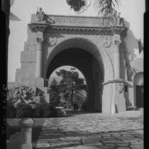 Arched entrance, 