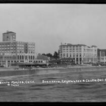 View towards three beach clubs: the Breakers, Edgewater and Castle Del Mar, Santa Monica, circa 1927-1934