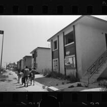 Abandoned apartments in Watts, Los Angeles (Calif.)