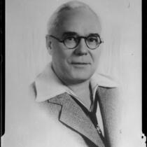 Portrait of Dr. St. Louis Albert Estes, between 1933 and 1936