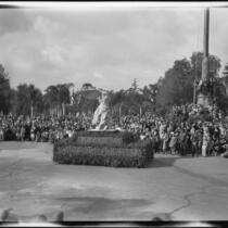 "Nike of Samothrace" float in the Tournament of Roses Parade, Pasadena, 1932