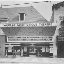 Studio Theatre, Hollywood, façade