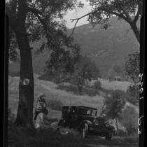 People picnicking near Saddle Peak, Los Angeles, 1929