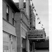 Fox Theatre, Redondo Beach, exterior, side view of marquee