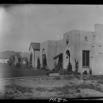 Adelbert and Clara Bartlett residence, side view, Santa Monica, 1928