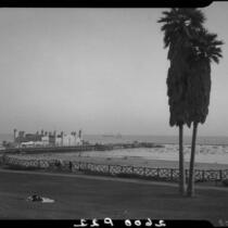 Santa Monica Pier and Santa Monica Bay from Palisades Park, Santa Monica, [1930s?]