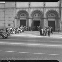 Funeral service for George Gershwin at the Temple B'nai B'rith in Los Angeles, 1937