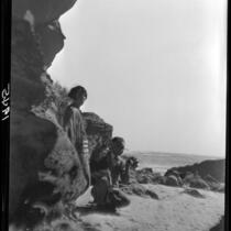 Adelbert, Clara, and Carolyn Bartlett, Laguna Beach, 1925