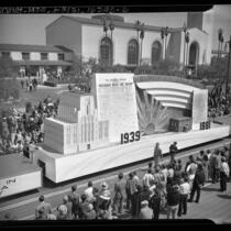 Los Angeles Union Station's opening day parade, Los Angeles Times float, 1939