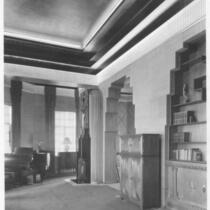 Sheehan Apartments, Beverly Hills, living room