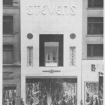 Steven's Clothing Store, façade