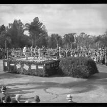 "Boxing Ring" float in the Tournament of Roses Parade, Pasadena, 1932