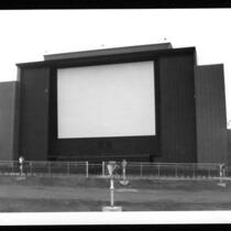 Drive-in theatre, San Diego, screen, parking view